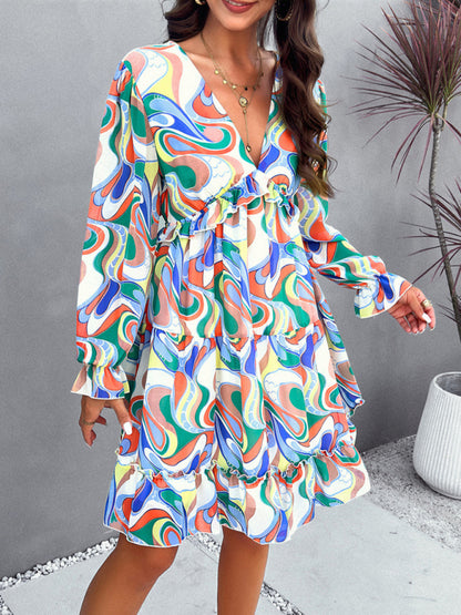 New elegant printed V-neck long-sleeved dress