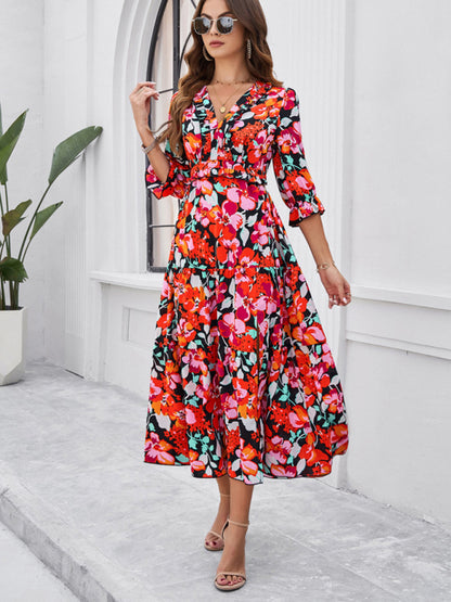 Spring and summer new holiday casual printed V-neck slit dress