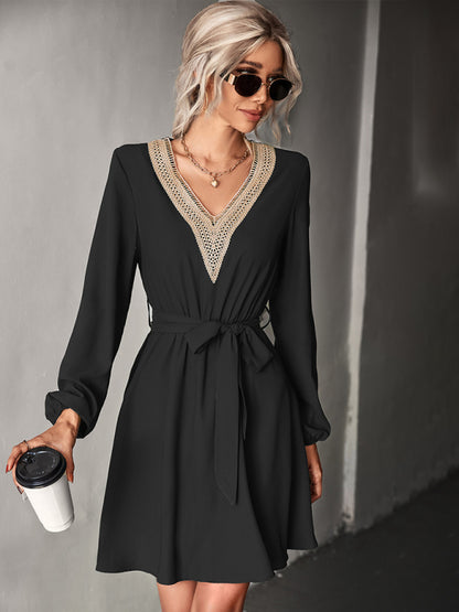 Women's Fashion V-neck lace long-sleeved dress