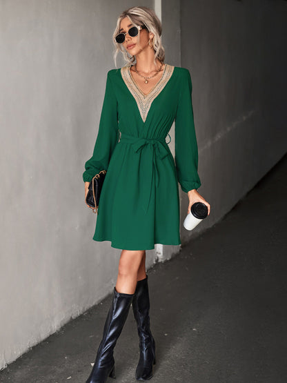 Women's Fashion V-neck lace long-sleeved dress